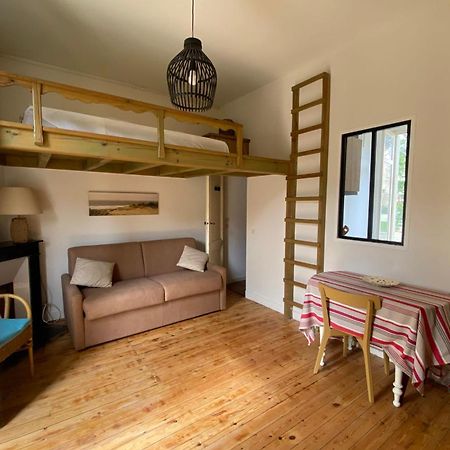 דירות ארסשון Pretty Cocoon With Two Balconies מראה חיצוני תמונה