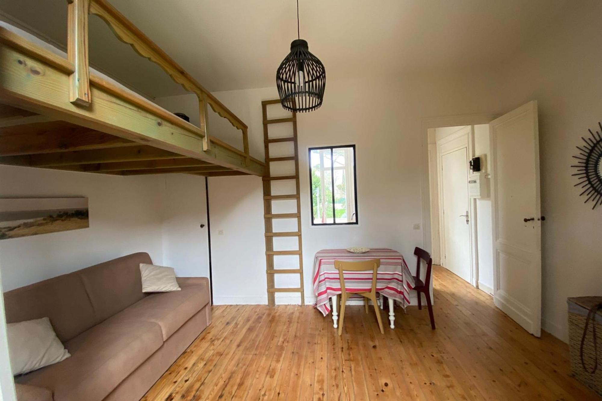 דירות ארסשון Pretty Cocoon With Two Balconies מראה חיצוני תמונה